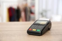 ΑΑΔΕ: Εξόρμηση των ελεγκτών στην αγορά για POS και IRIS