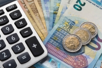 Επιστρεπτέα: Στο "μικροσκόπιο" της εφορίας οι συνυπόχρεοι της οφειλής