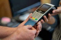 Διασύνδεση POS με ταμειακές: Βαρύς ο πέλεκυς για τους παραβάτες – Πρόστιμα «φωτιά» από 1η Μαρτίου